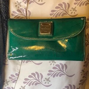 💖DOONEY & BOURKE WALLET💖
